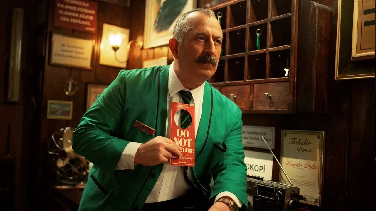 Do Not Disturb Ayzek ile Bir Gece